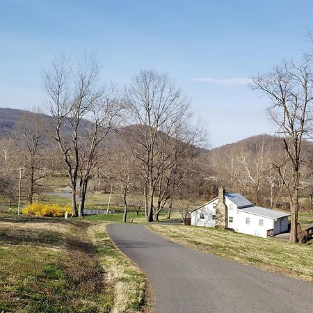 Graves Mountain Farm & Lodges Syria Bagian luar foto