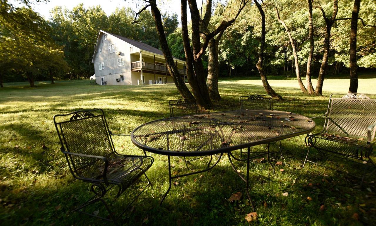 Graves Mountain Farm & Lodges Syria Bagian luar foto
