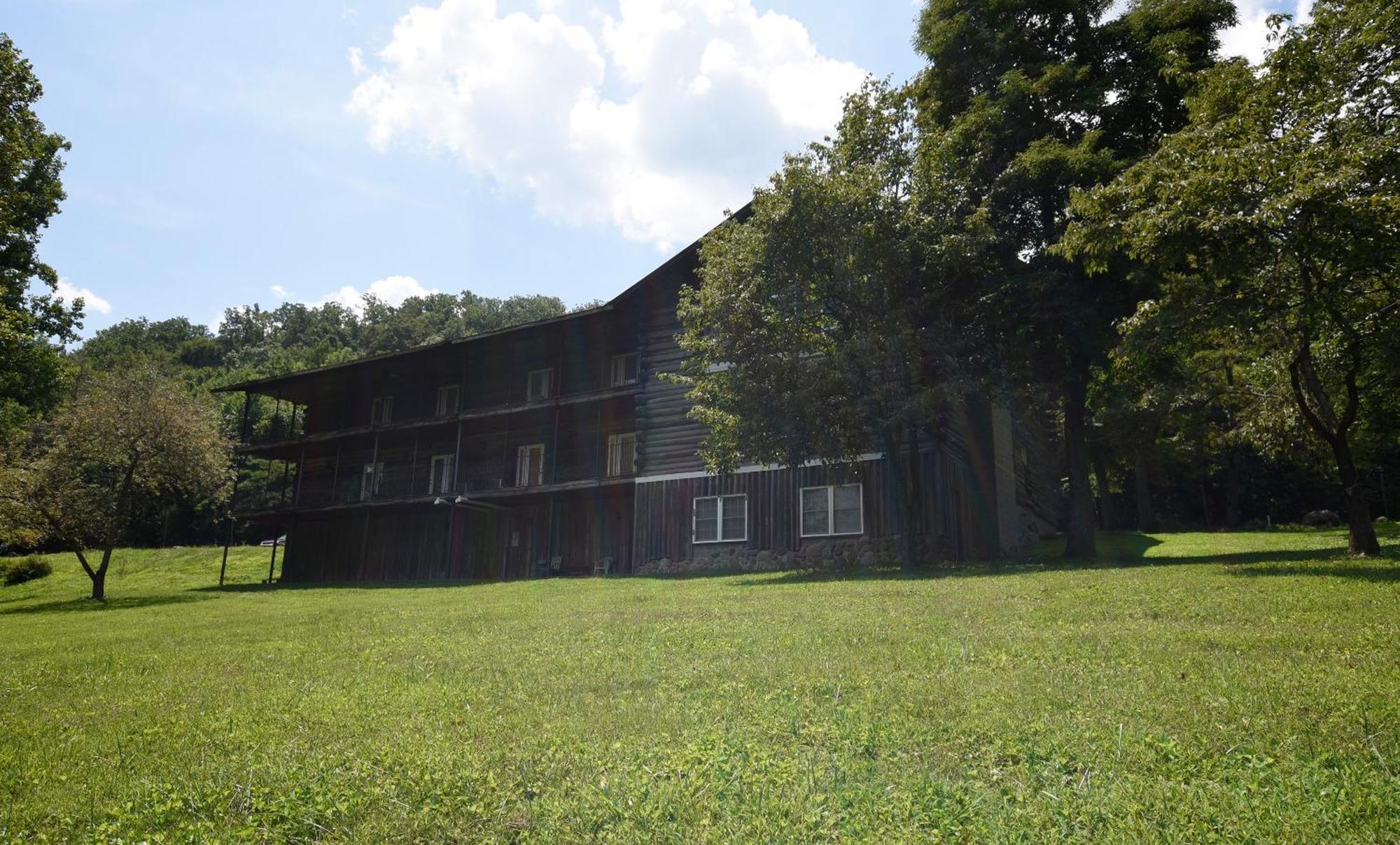 Graves Mountain Farm & Lodges Syria Bagian luar foto