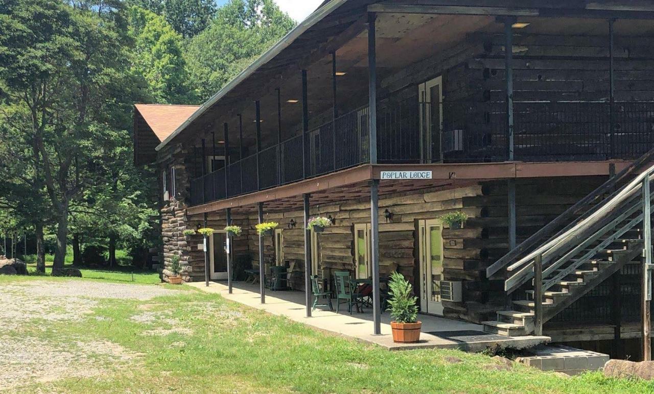 Graves Mountain Farm & Lodges Syria Bagian luar foto